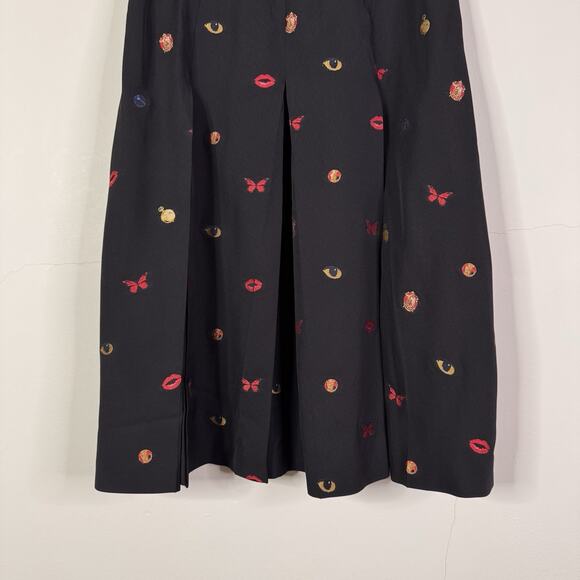 Alexander McQueen Black Embroidered Skirt Size IT 44 Pleated NWT Avant Garde - Picture 4 of 13